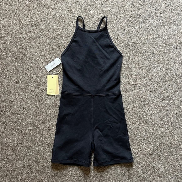NWT Wilfred Free Leila Racerback Romper Activewear Unitard Black 5” Inseam 2XS - Picture 1 of 12